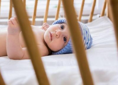 گهواره برقی یا چوبی؛ کدام گزینه برای نوزاد شما مناسب تر است؟
